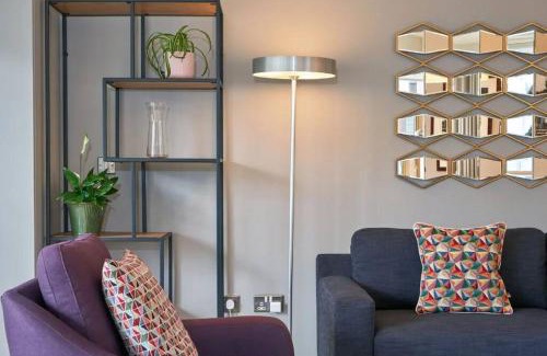 Grand Canal Dock House | Large Stylish Bright & Luxurious 2 Bed Apartment