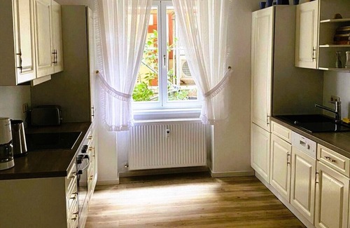 Weimar Condo | Large stylishly furnished holiday flat in a quiet and central location