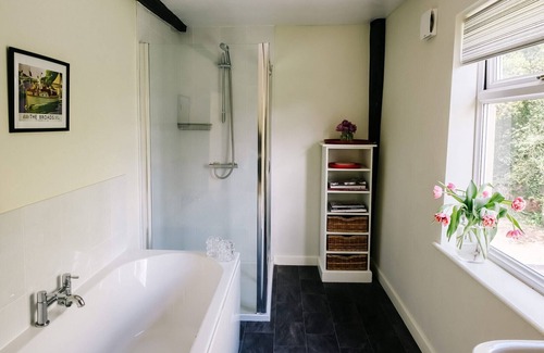 Brome Other | Large Suffolk Farmhouse with Private Gardens perfect for Families