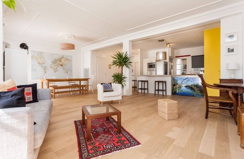 Gares Apartment | Large T3 with & balcony near train station ☀ ☀ ☀ ☀ ☀