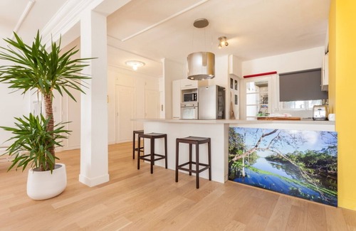Gares Apartment | Large T3 with & balcony near train station ☀ ☀ ☀ ☀ ☀