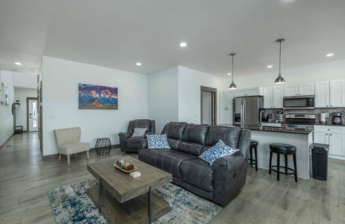 Bozeman House | Large Townhome, fenced yard, 4 miles to downtown & MSU, A/c, walking trails