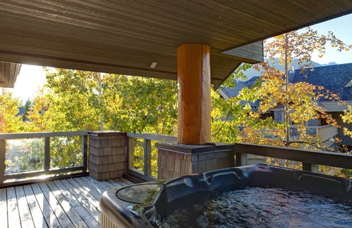Nicklaus North House | Large Townhouse w/Hot Tub, Parking & Fairway View
