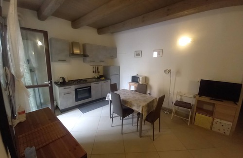 Faenza Apartment | Large two-room apartment on the ground floor on an internal courtyard