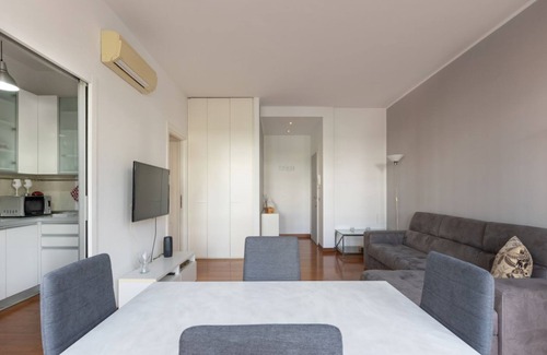 Tre Torri Apartment | Large two-room apartment City Life - Mirable PM