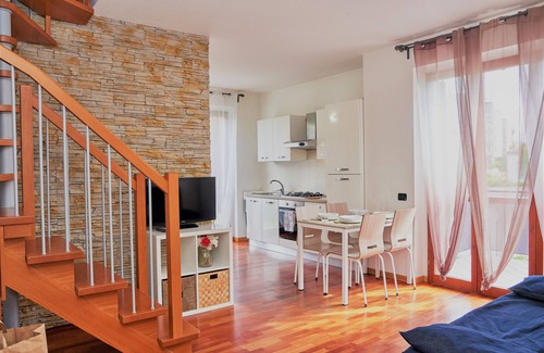Bergamo Apartment | Large two-story apartment in well-connected area with garage and washing machine