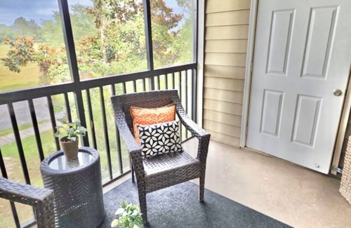 Foley Condo | Large upscale Condo near BEACHES-OWA-all sports complexes-RESORT style pool!