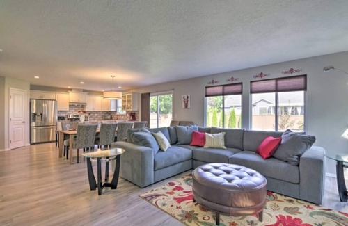 Star House | Large Upscale House for 17 with Firepit in Star