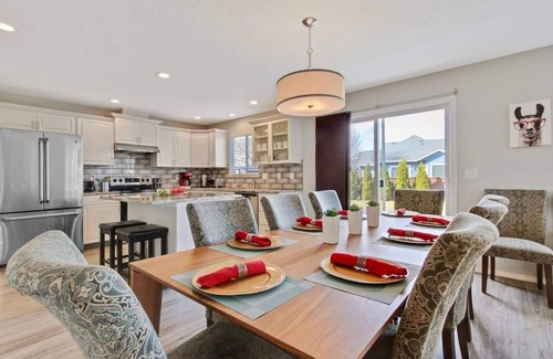 Star House | Large Upscale House for 17 with Firepit in Star