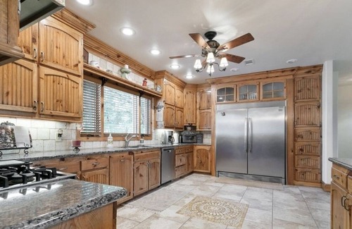 Myra House | Large upscale lake home retreat with plenty of space and privacy.