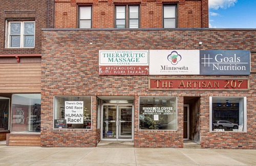 Litchfield Apartment | Large Upstairs 3Br Apartment with Roof Deck