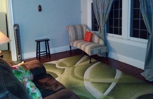 Lake Wales Apartment | Large Upstairs Studio - Legoland Bok Towers Disney Skydiving