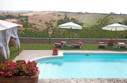 San Giovanni d'Asso Villa | Large vacation villa rental in San Giovanni d'Asso