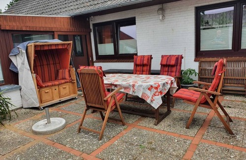 Hattstedt Apartment | Large vacation apartment in the countryside Husum Hattstedt North Sea Sea