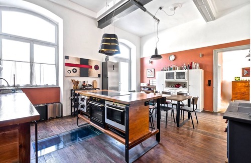 Werbach Apartment | Large vacation apartment Alter Bahnhof Gamburg in vintage industrial style