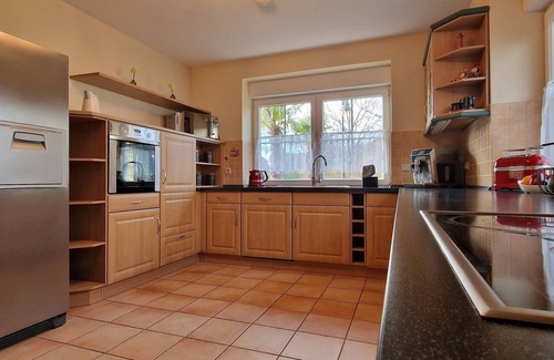 Waase House | Large vacation home in a fantastic location with lake view. Relaxation guaranteed.