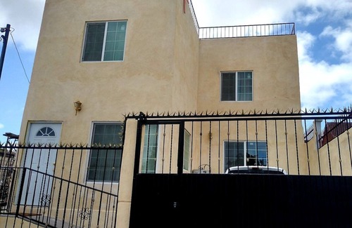 La Joya House | Large vacation home