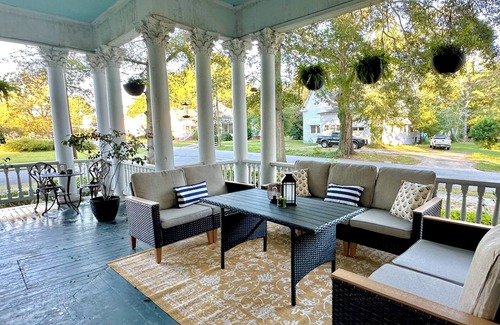 Montezuma House | Large Victorian Family-Friendly Home in Peaceful Rural Town with AC, WiFi