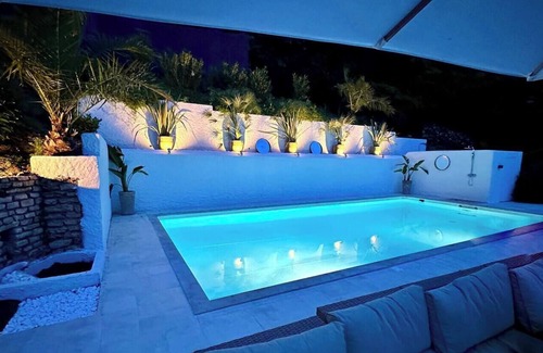 Le Plessis-Robinson Villa | Large villa at the gates of Paris