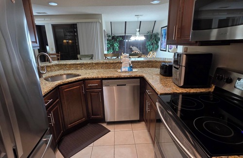 Shelter Cove Villa | Large Villa, Iconic Location Shelter Cove Marina Harbour Walk, Full Harbor Views