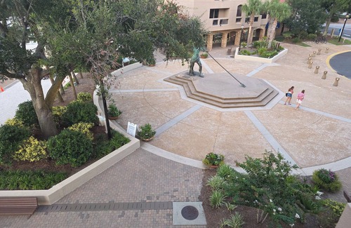 Shelter Cove Villa | Large Villa, Iconic Location Shelter Cove Marina Harbour Walk, Full Harbor Views