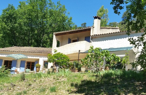 Greoux-les-Bains House | Large villa with pool in Gréoux les Bains