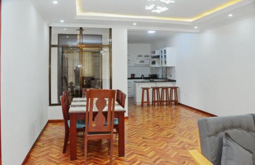 North Shewa Villa | Large Villa with Driver Included