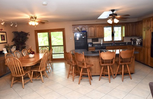 Mineral House | Large Waterfront Lake House on Beautiful Lake Anna - 5 Bedroom