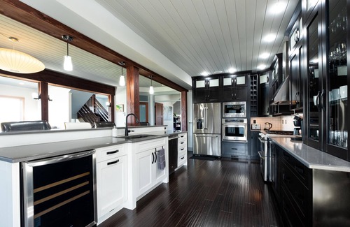 Courtenay House | Large west coast home near the seaside