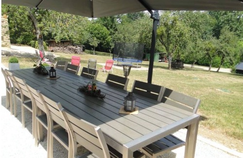 Morogues House | Large wine route gîte near Sancerre Centre France 6 bedrooms