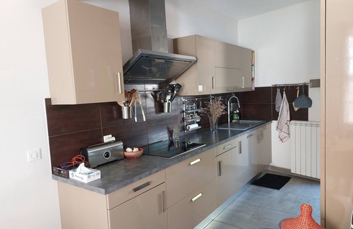 Salles-d'Aude House | Large winegrower's residence with swimming pool , 14 km from the sea.