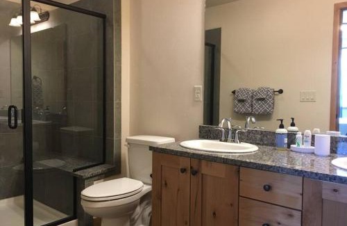 Winter Park Apartment | Large Winter Park Condo overlooking Hideaway Park!