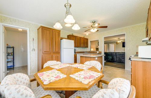 Hot Springs House | Large Yard and Fire Pit Hot Springs Home
