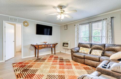 Hot Springs House | Large Yard and Fire Pit Hot Springs Home