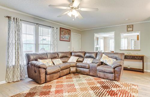 Hot Springs House | Large Yard and Fire Pit Hot Springs Home
