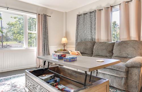 Ravenna House | Large Yard and Fire Pit Pet-Friendly Ravenna Home!