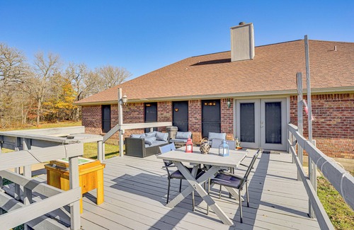 Grandview House | Large Yard, Fire Pit & Games: Grandview Haven!