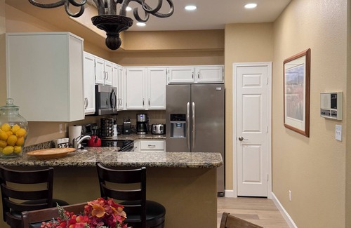 North Mountain Condo | Largest Remodeled 2 bd+ 2 bath+ Loft Overlooking Pool, Gated, Tennis, Pickleball