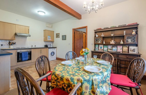 Kirton in Lindsey House | Lark Rise Cottage - 3 White Hoe Farm