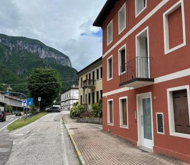 Oliero Apartment | Larocca Tourist Home 3 Valbrenta
