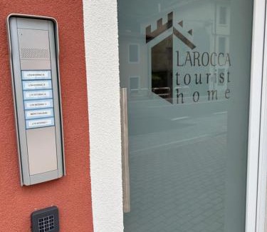 Oliero Apartment | Larocca Tourist Home 4 Valbrenta