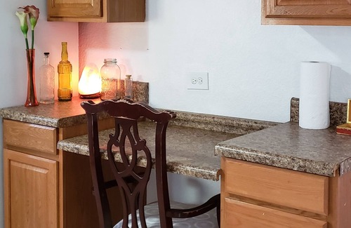 Crescent City House | Larperland 3 bed, 1 bath, 1 gig Wi-Fi, Fence