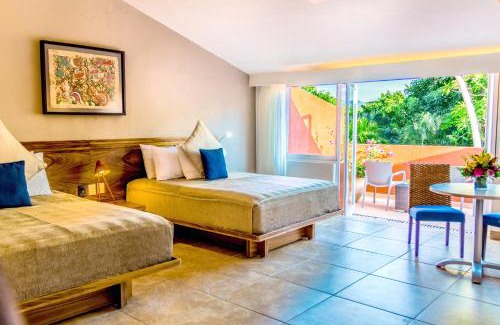 Santa Maria Huatulco Resort | Las Brisas Huatulco-All Inclusive