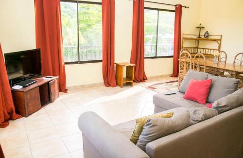 Playa Hermosa Hotel | Las Brisas Resort and Villas