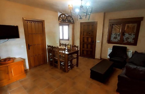 Atienza Apartment | LAS CALLEJUELAS