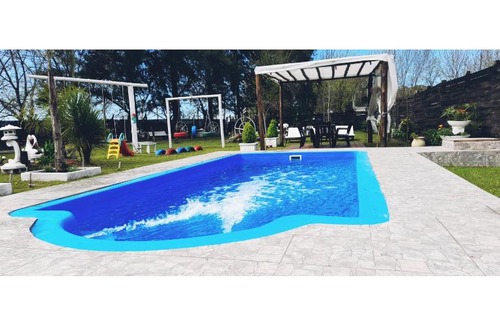 Guernica House | LAS CASUARINAS