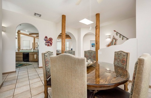 Las Cruces House | Las Cruces Luxury Retreat - Private Pool & Fireplace