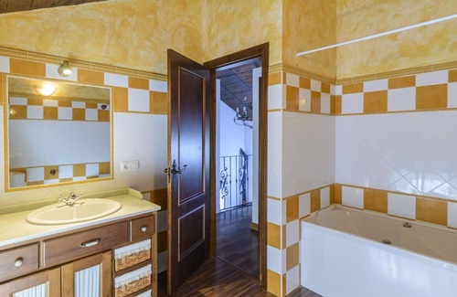 El Bosque Villa | Las Cuevas del Bosque - La Era by Ruralidays