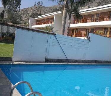 Cieneguilla Hotel | Las Cumbres INN