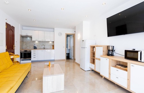 El Madronal Apartment | Las Floritas 23 Terrace and Swimming Pool